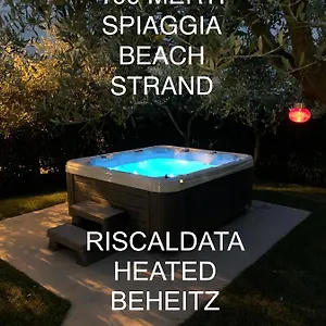 Lori Garden And Peschiera del Garda