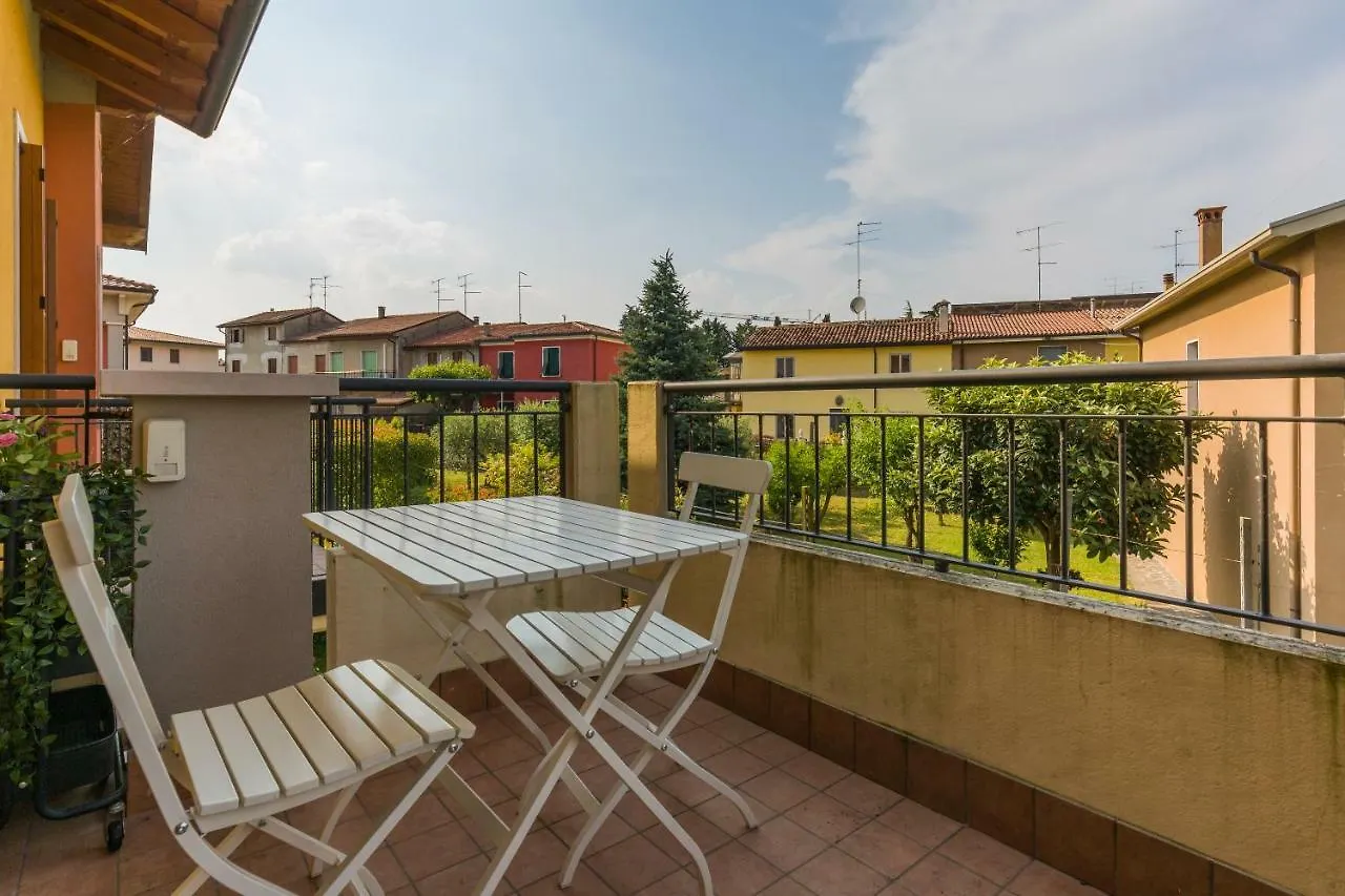 Claudia'S House Con Piscina Apartment Peschiera del Garda 0*,  Italy